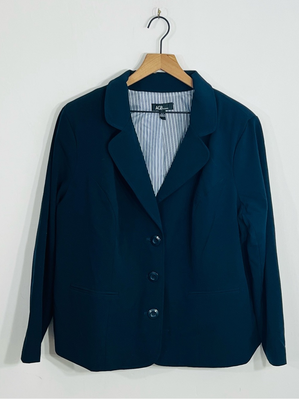 AGB Navy Blue Collared Three Button Plus Size Blazer Jacket Striped Lining Sz 18